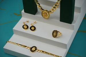 2024'te Altın Mücevherlerde Son Moda Trendler