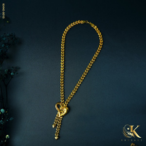 Cacharel gold necklace