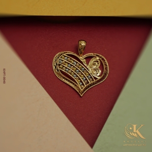 قلادة ذهبية - لواحة