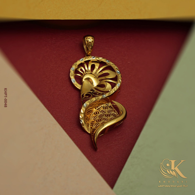 قلادة ذهبية - لواحة